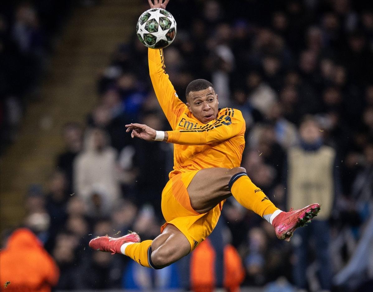 米兰app关于广州队加时末段队长鼓劲姆巴佩新星惊险取胜表现惊艳，网友：赛地聚焦——意甲转会期热度飙升的信息